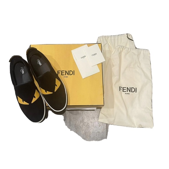 FENDI SUEDE MONSTER EYE SHOES BRAND NEW SZ 11 DUSTCOVERS BOX PAPERS INCLUDED - Picture 1 of 5